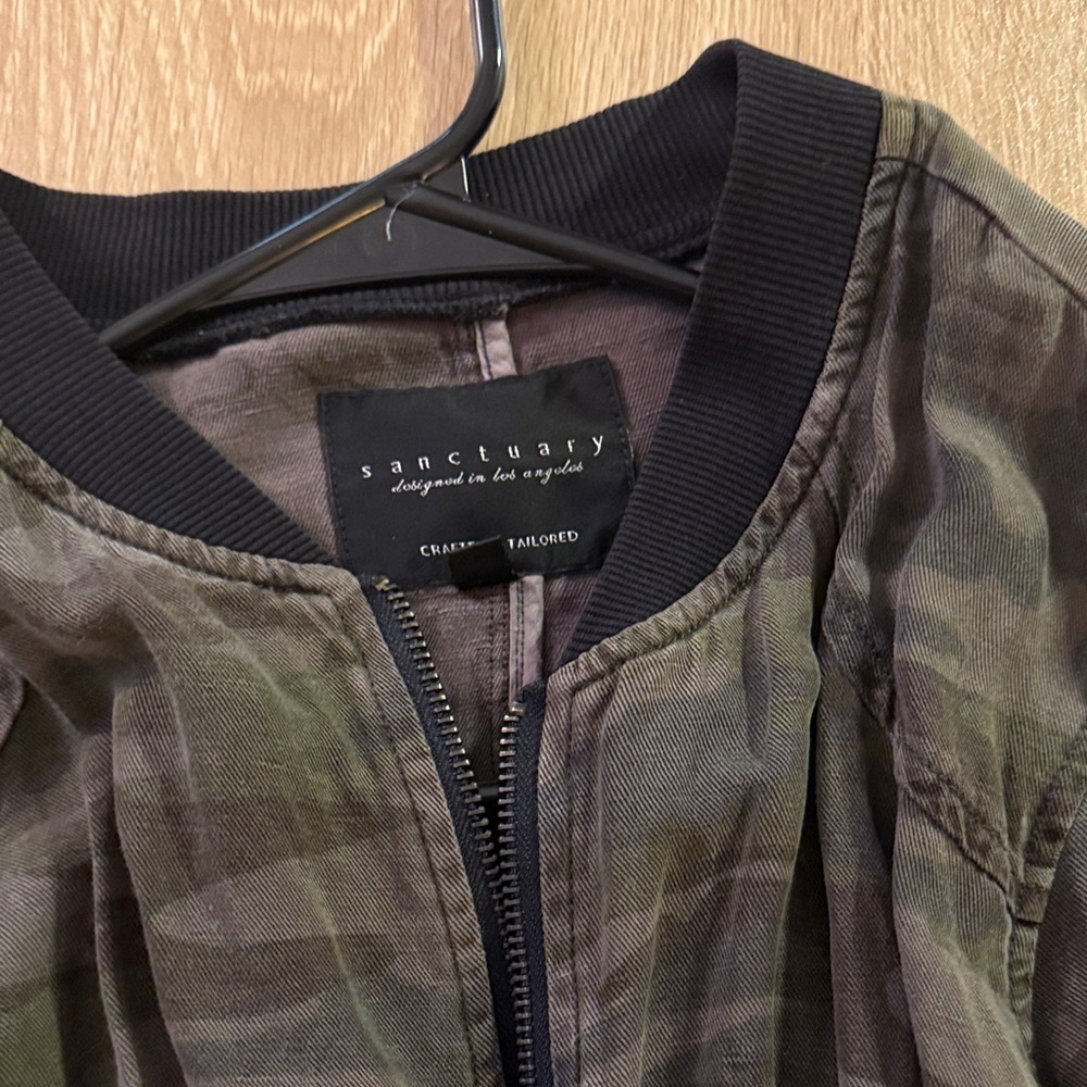 Sanctuary Camo-Print Olive Bomber Jacket with Black Trim - Picture 2 of 6